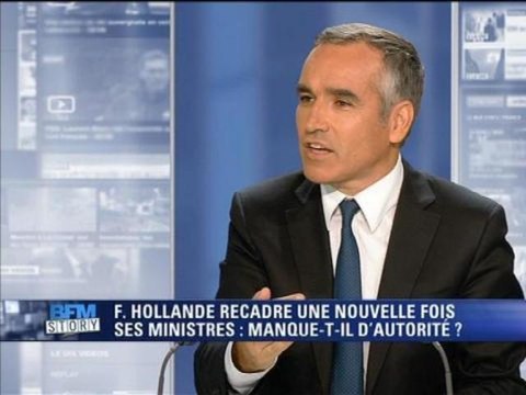 BFM Story: François Hollande recadre son gouvernement après la polémique sur les Roms - 02/10