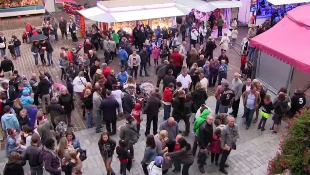 Défilé folklorique de septembre à Orchies édition 2013.