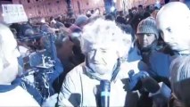 PERSEO MIRANDA intervista BEPPE GRILLO a Genova febbraio 2013