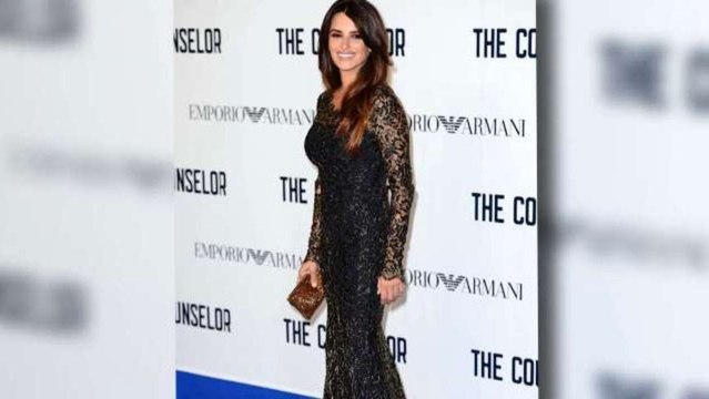 Penelope Cruz Flaunts Her Post-Baby Body