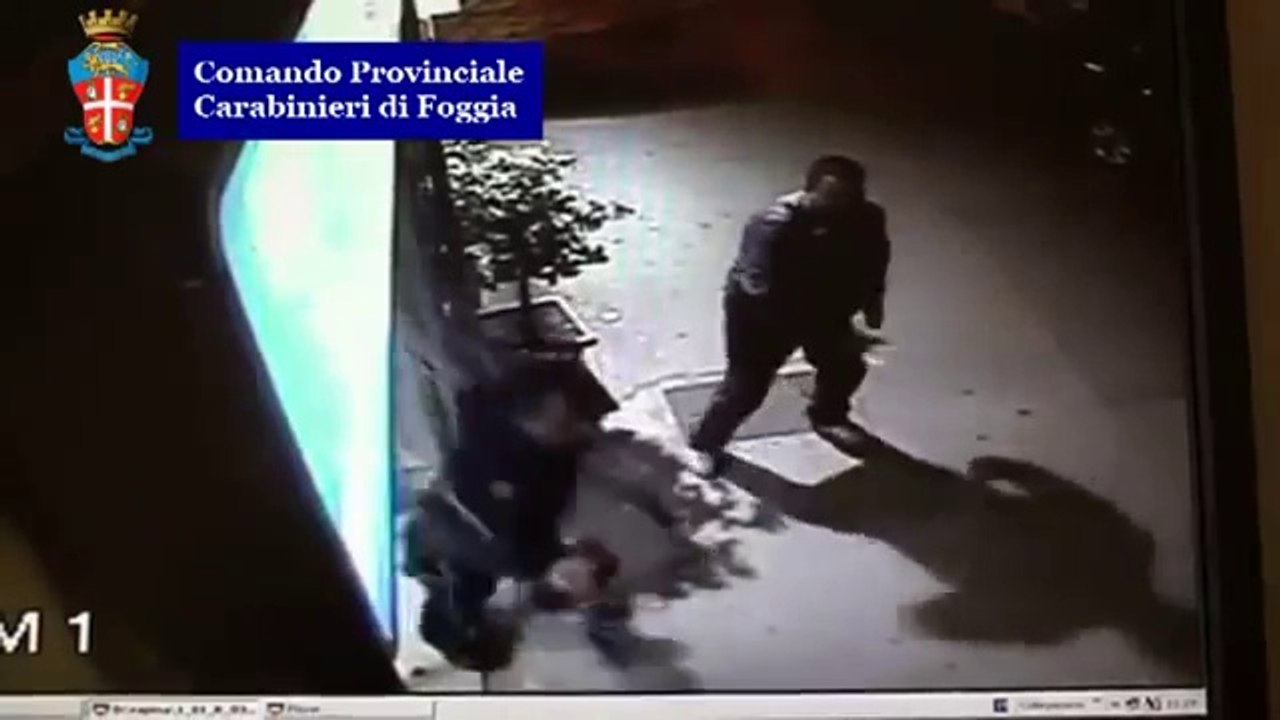 San Severo (FG) - Tentata rapina con accetta, baby gang in manette (04.10.13)