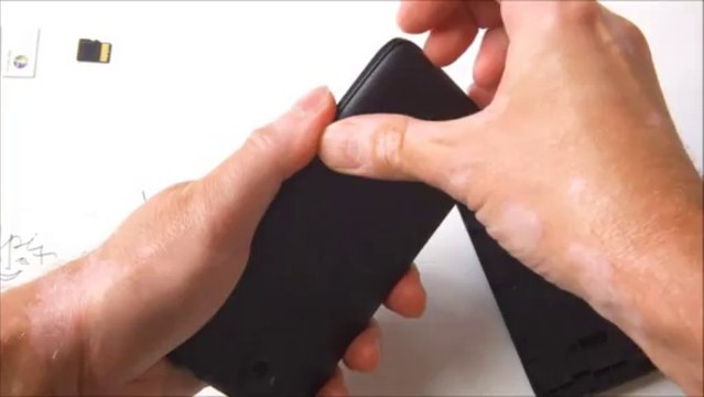 Highscreen Alpha R - распаковка, включение, предварительный обзор