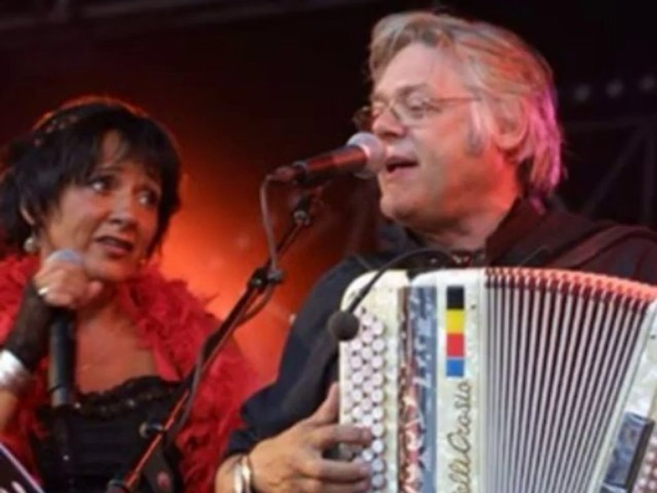 Mille colombes par Brigitte Hallet alias Jesebel