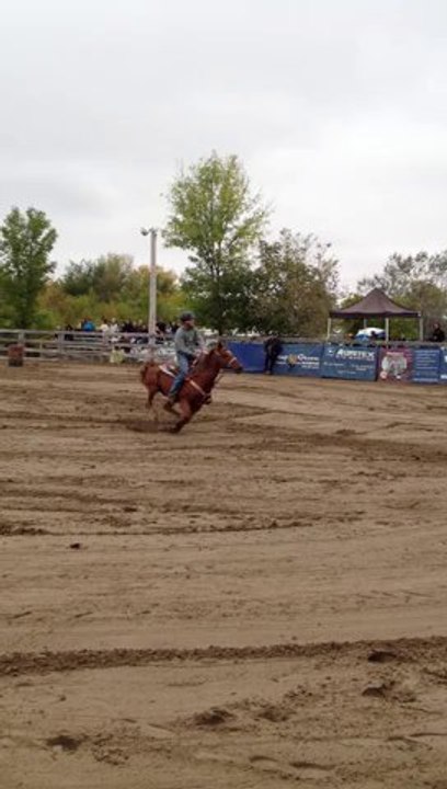 Barrel racing