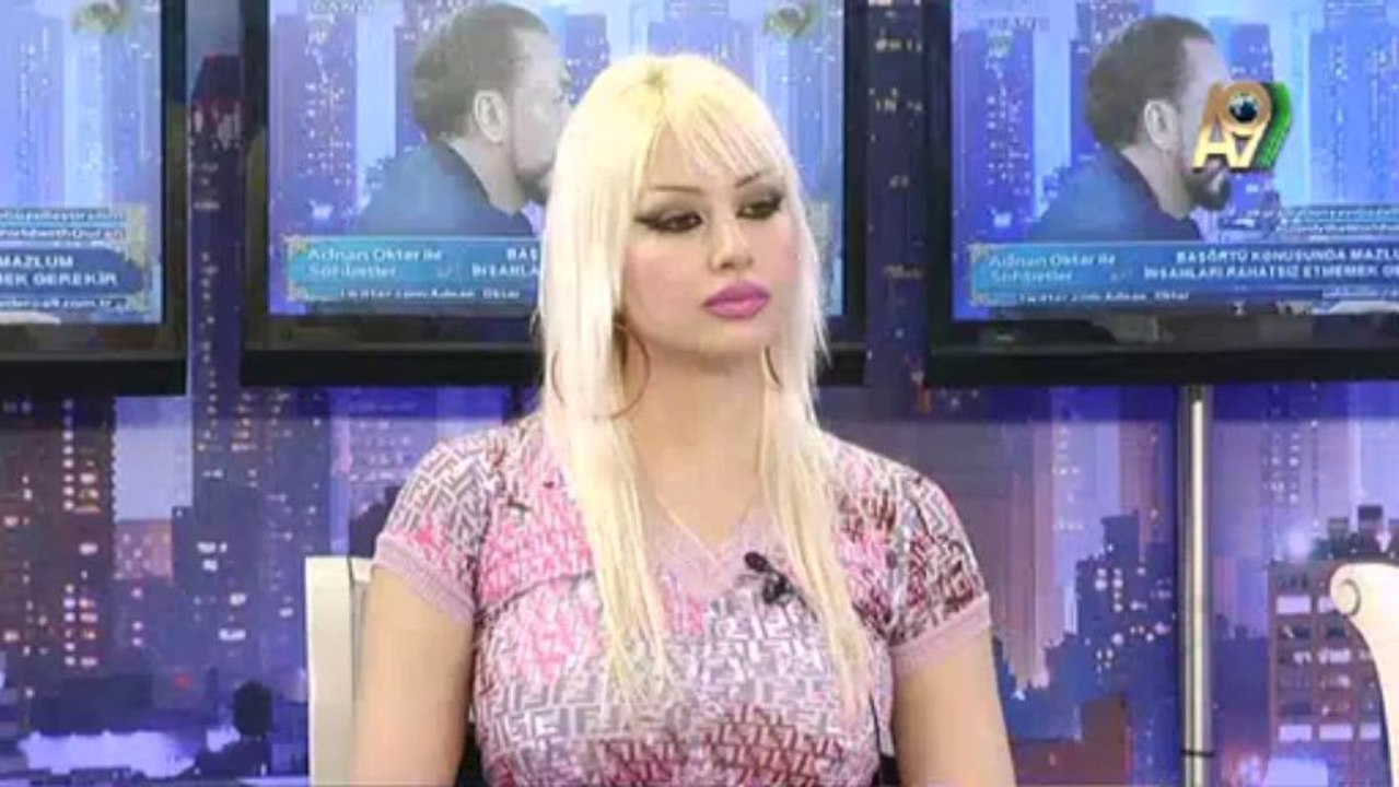Başörtüsü yasağının kaldırılması laikliğin uygulanmasıdır - Adnan Oktar