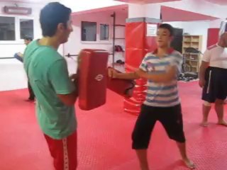 İSTANBUL KİCKBOKS KURSLARI