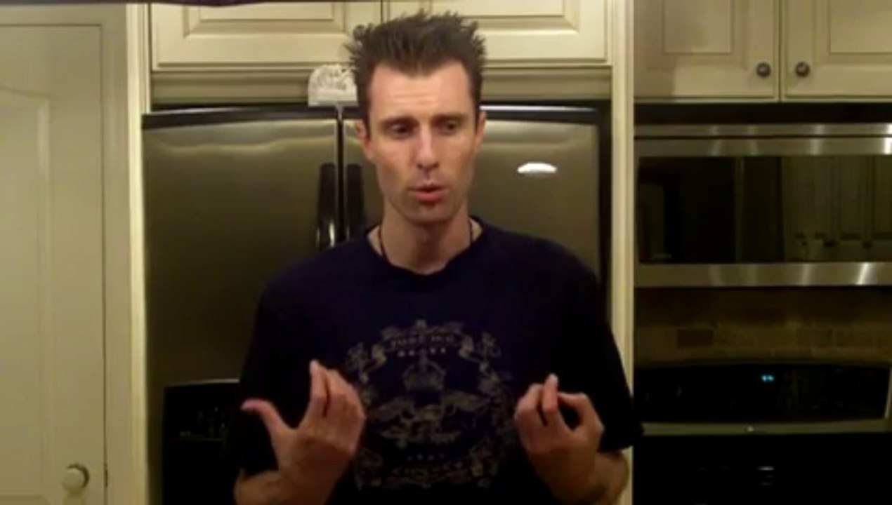 Ryan Shea: Hi, Welcome to How to Cure Candida! 