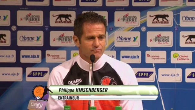 Conférence de presse AJ Auxerre - Stade Lavallois (2-0) : Bernard CASONI (AJA) - Philippe HINSCHBERGER (LAVAL) - 2013/2014