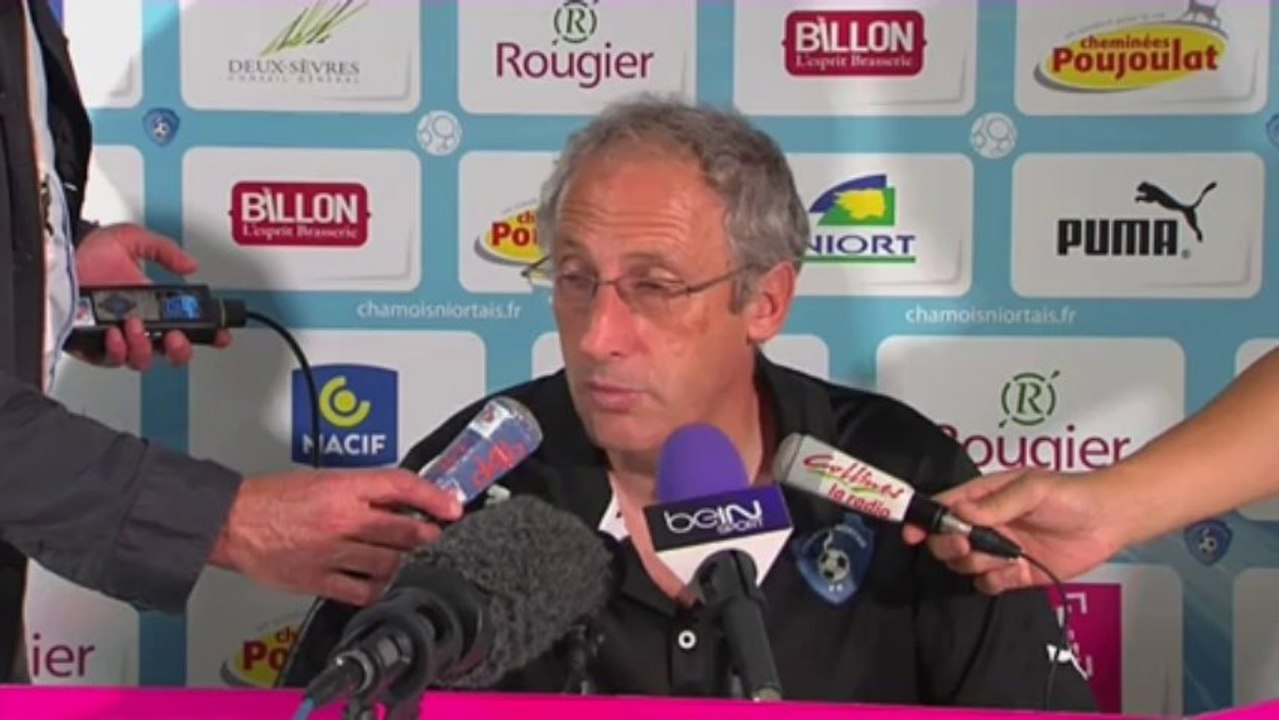Conférence de presse Chamois Niortais - AS Nancy-Lorraine (2-2) : Pascal GASTIEN (NIORT) - Patrick GABRIEL (ASNL) - 2013/2014
