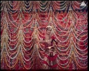 Balakanakamaya - SALANGAI OLI (1983)