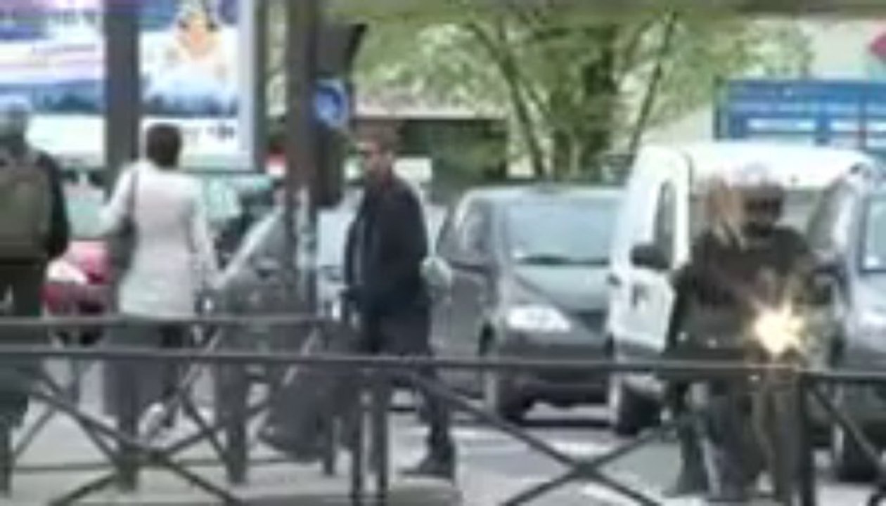 Ryan Phillippe - Amanda Seyfried - Paris, France (2011)