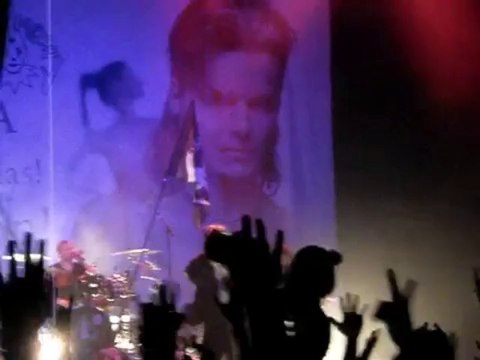 Lacrimosa en Chile 2010 - Tilo toma fotos al público