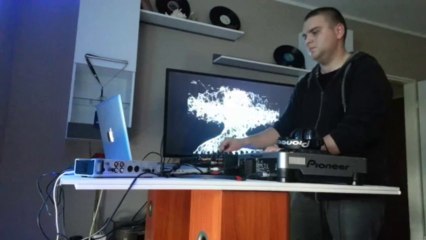 Wojtek Ossowski @ Tryton Room __5