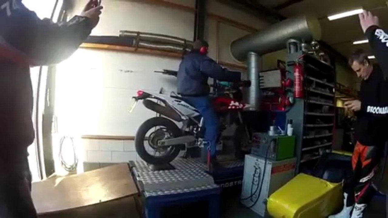 Supermoto Zuid-Holland @ KMS motoren testbank