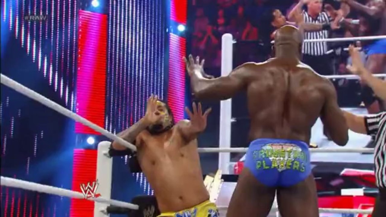 WWE App Exclusive 06-03-2013 Match Begins