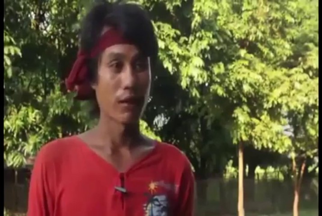 Buddhism gangs attacking Muslim villages in Burma's Arakan (Thandwe)   العصابات البوذية تهاجم قرى المسلمين في أراكان بورما ( ثاندوي ) 2013
