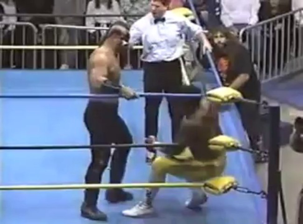 Ron Simmons vs The Barbarian-WCW Heavyweight Title