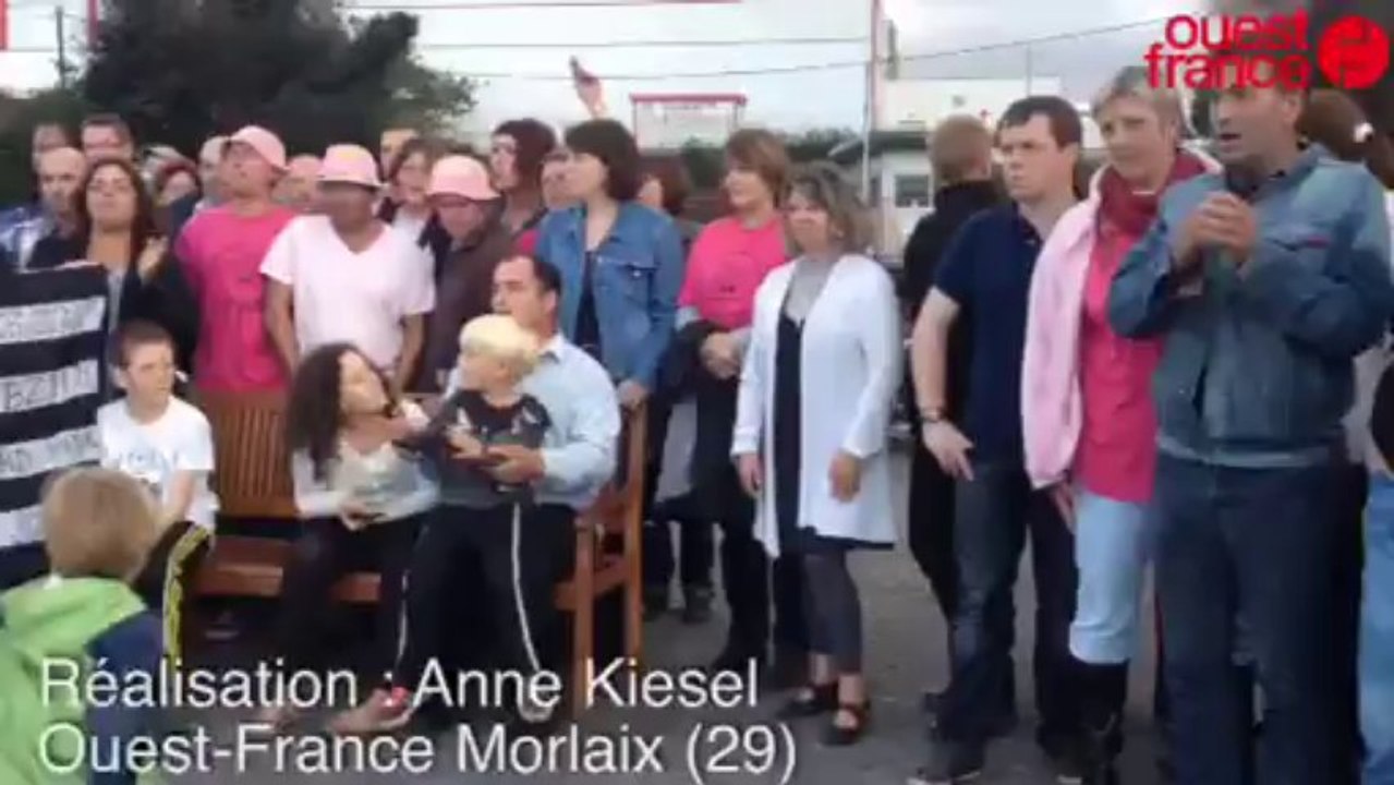 Gad : les salariés toujours mobilisés - Mobilisation chez Gad à Lampaul-Guimiliau