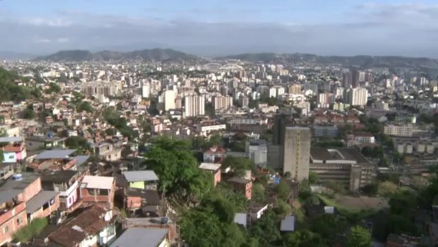 Rio: la police dans les favelas sur fond d'accusations de torture