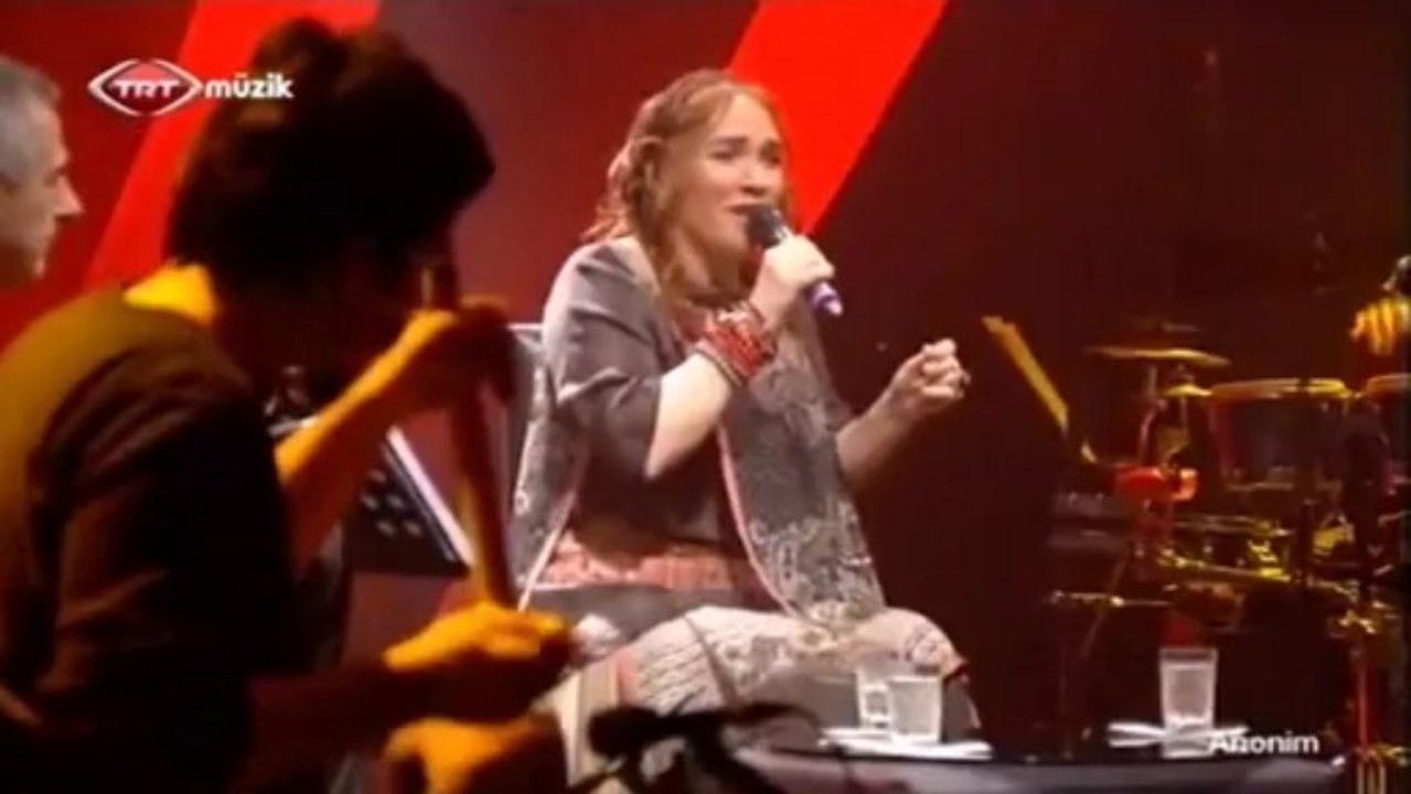 06 mircan kaya sarı saçın yaş durur 05.09.2013 anonim