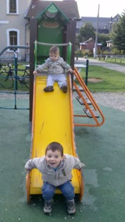 Arthur et Alex Toboggan