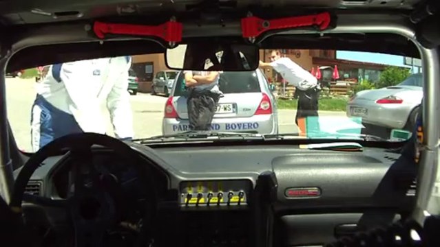 LES BORNES 2011 ES4 les grottes du diable