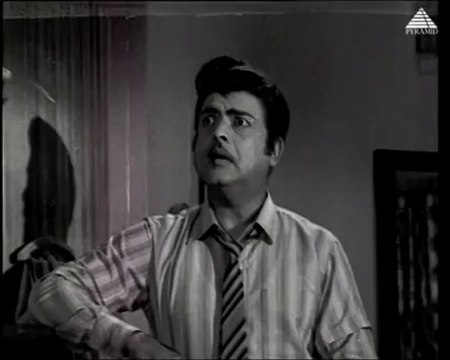 Naan Satham Pottuthan - VELLI VIZHA (1972)