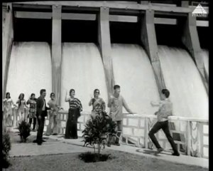 Ungalil Oruvan Naan - NOOTRUKU NOORU (1971)