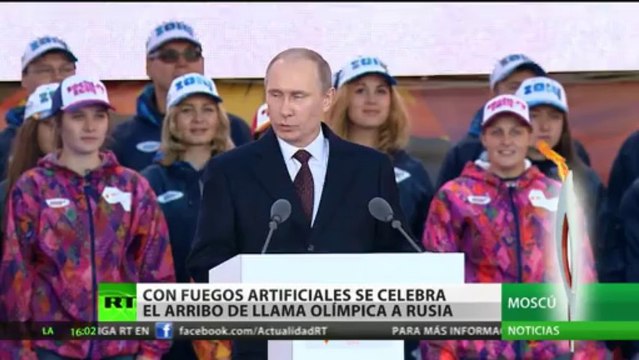 (Vídeo) La antorcha olímpica inició el recorrido más largo de la historia de los JJ.OO. de Invierno