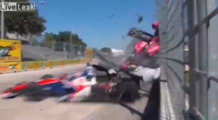 Indycar : un crash impressionnant au Grand Prix de Houston