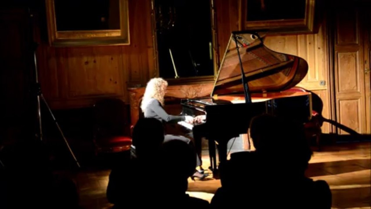 Juliette Ciesla. Musée Chintreuil. 6 octobre 2013.