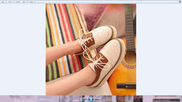 แฟชั่นรองเท้าผ้าใบ - พรีออเดอร์GD4411 ราคา1350บาท LOTUSNOSS.COM