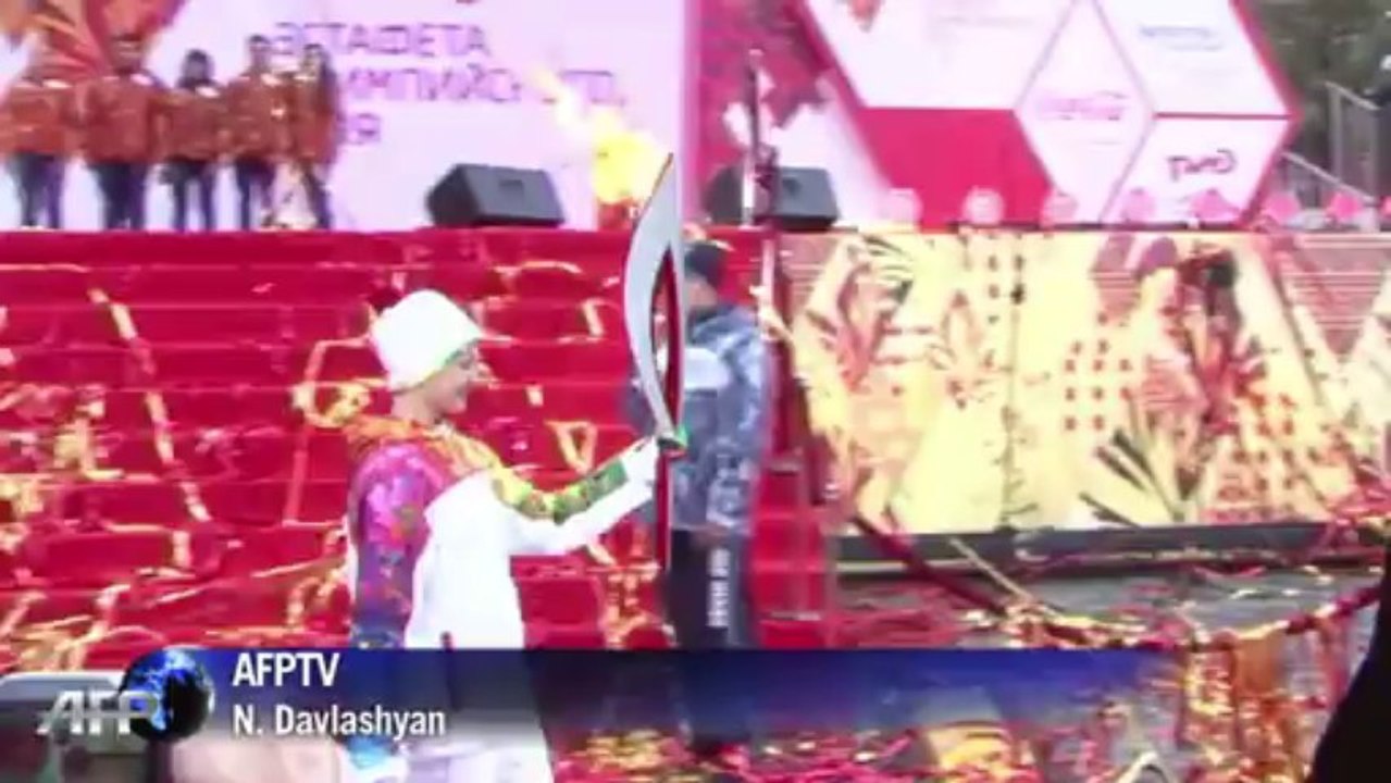 Russia kicks off torch relay for Sochi Games