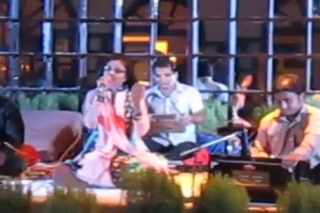 Zaara Shirazee ''Tere Mere Beech Me'' At Karachi Gymkhana.