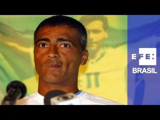 Em SP, Maradona, Romário e outros astros criticam dirigentes sul americanos