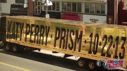 Katy Perry s'enflamme pour "Roar"