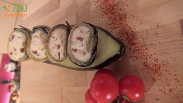 Recette de Rouleaux d'aubergine, tomates confites et chèvre frais au miel - 750 Grammes