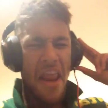 Neymar pète un câble ...