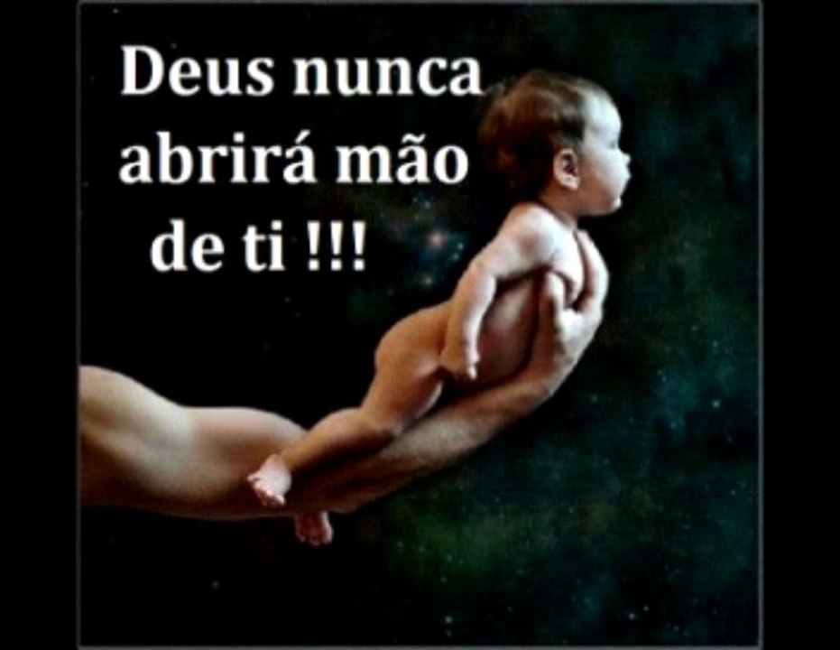 bebe voando