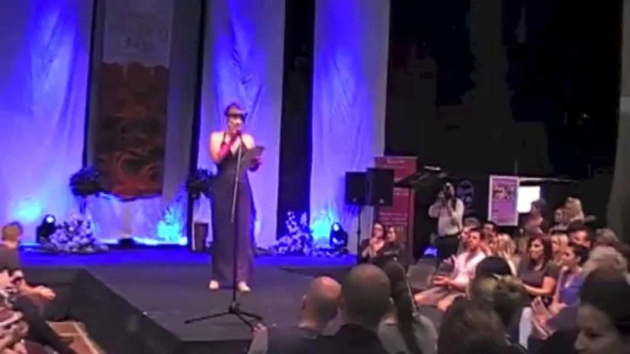 Hollie your Wedding Singer hosting and performing at the Ultimate Essex Wedding Show 2013