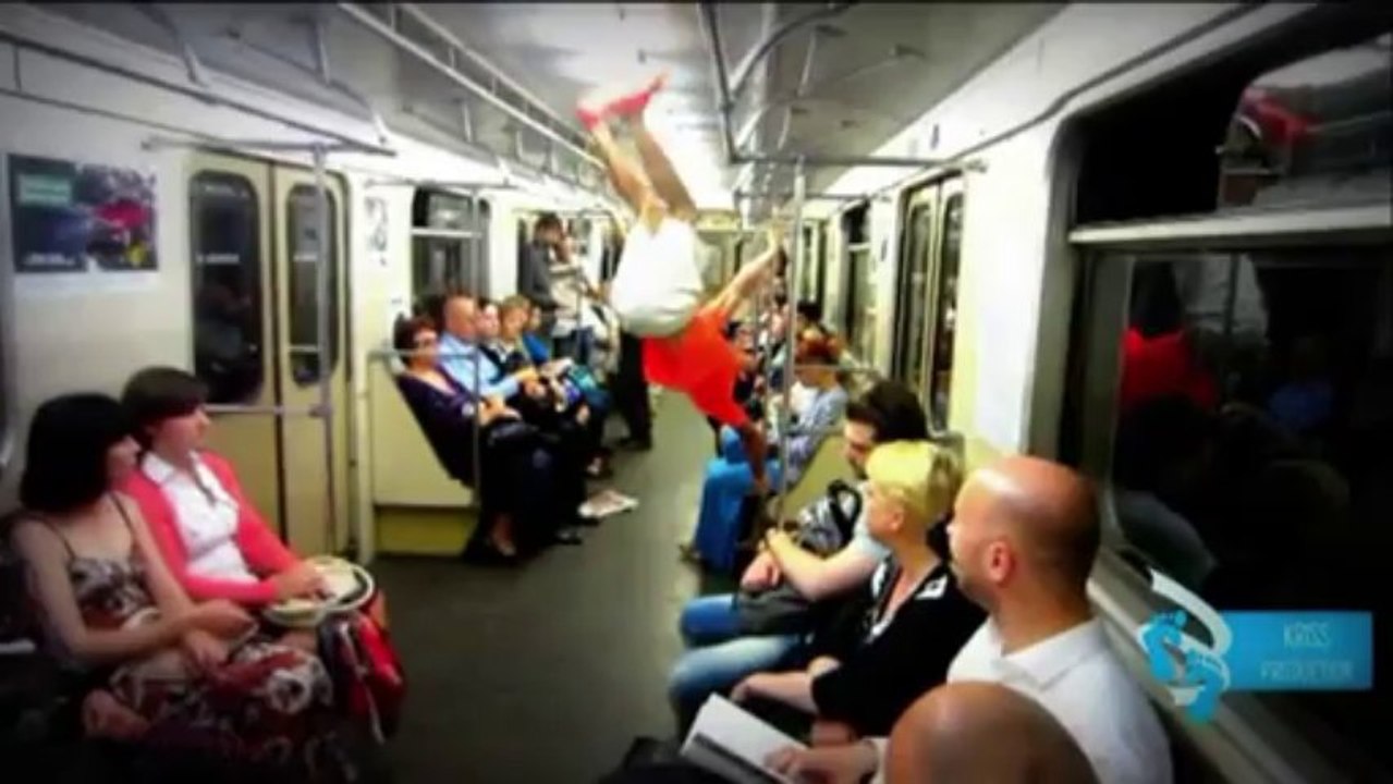 El acróbata del pole dance