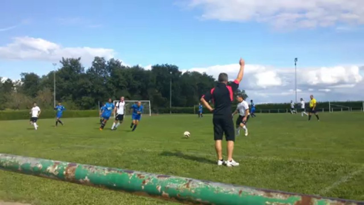DANS LE JEU...