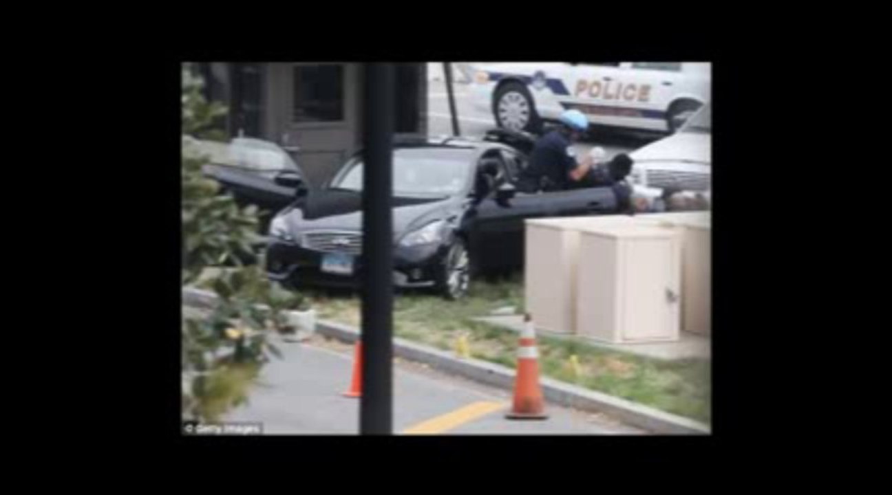 100% Proof Two People In Car (Capital Shooting) [Max Malone]