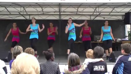 Basement Jaxx - TendanSe au 3F de Franconville le 06/10/2013