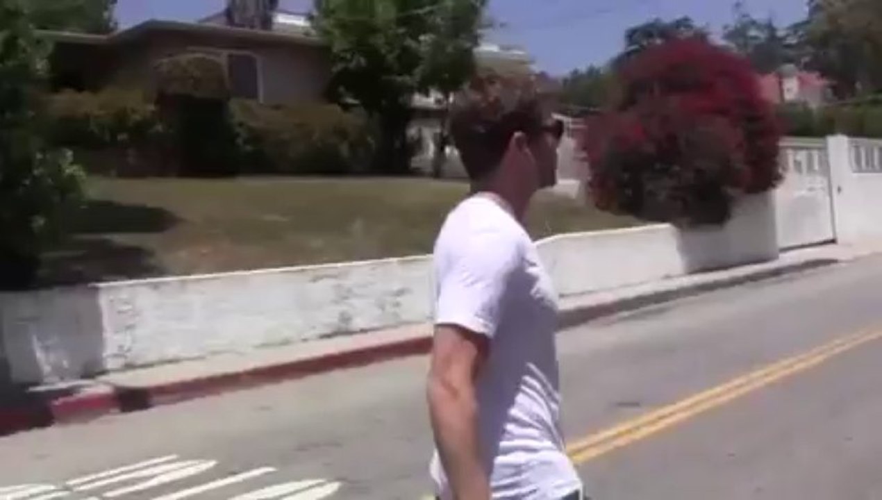 Ryan Phillippe Bonds With His New Pup