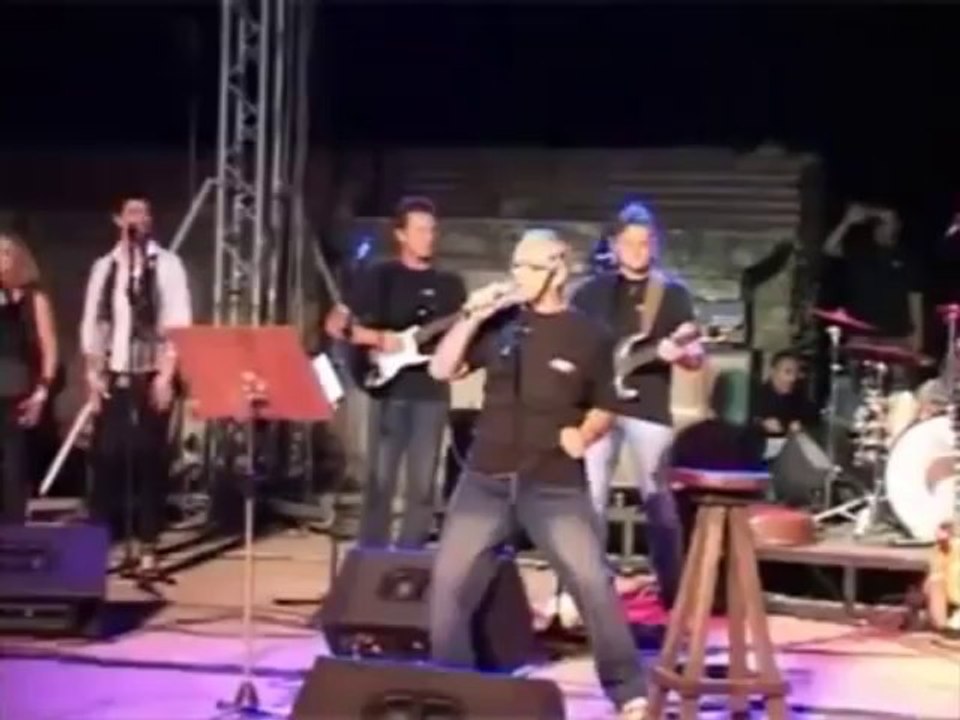 MADRIGALI & CANE NIKOLOVSKI - MLAD ERGEN AMA ŠTO SUM -  live