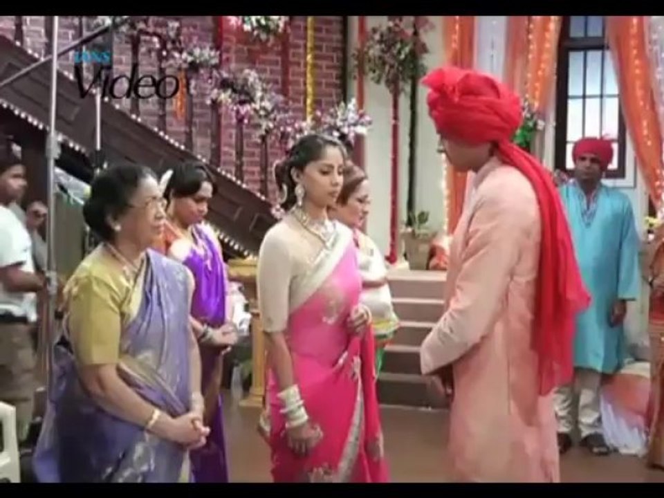Sanchis sister weds in Jee Le Zara