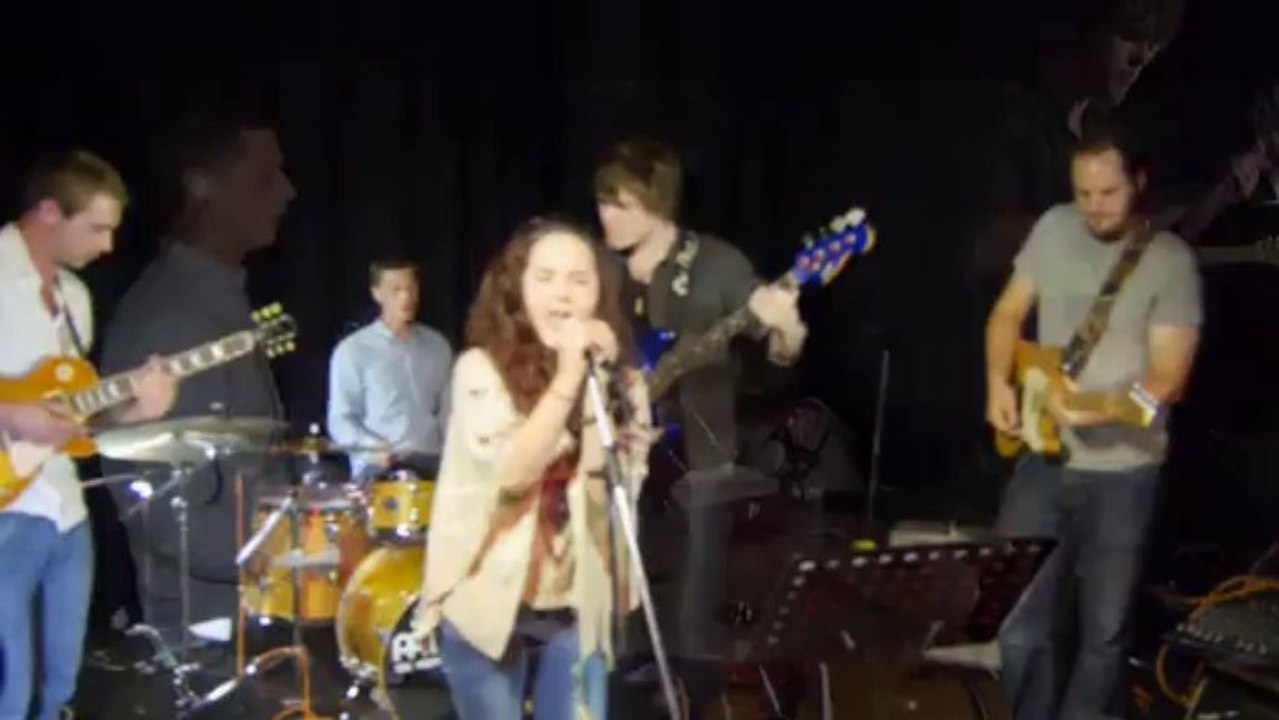 Chloee Christmas - Where I Belong