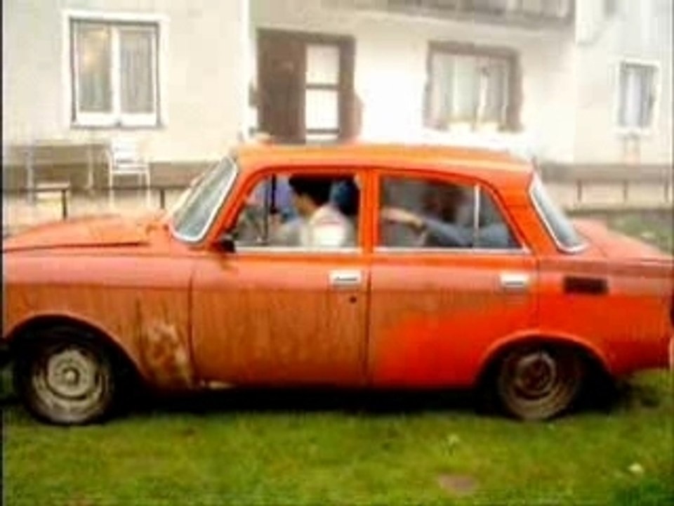 Trailer 12i