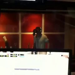 Christopher Uckermann em studio